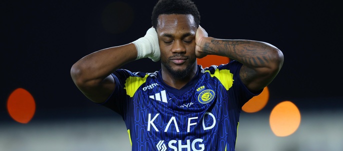 Durán volvió con doblete en goleada del Al Nassr a Al-Ittihihad