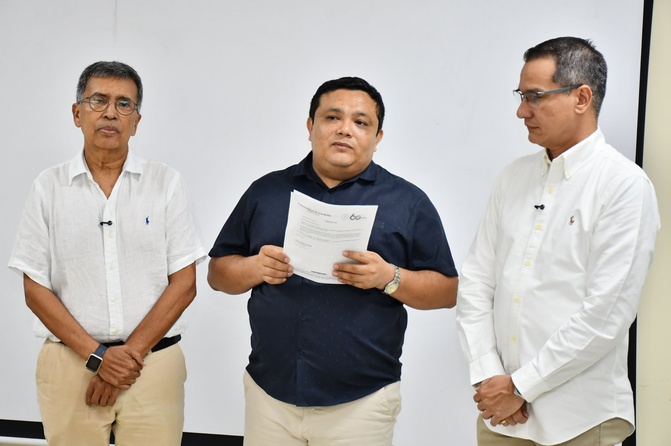 Universidad de Córdoba posesiona a nuevos representantes del sector productivo