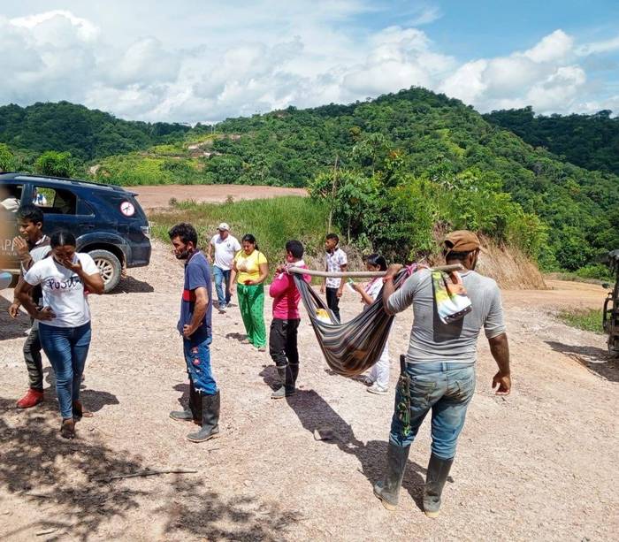 Eln respondió con explosivos a la propuesta de paz de Petro