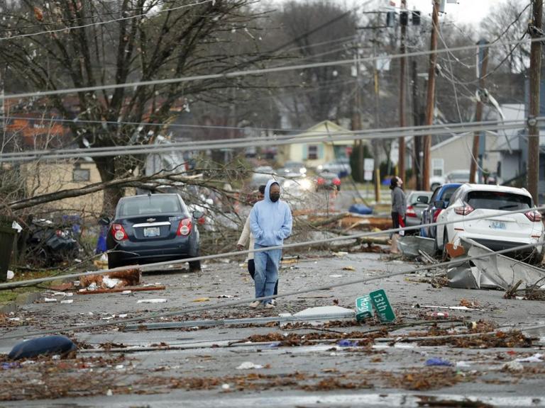 Tornados dejan al menos 21 muertos en Estados Unidos