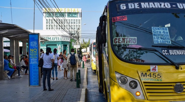 "Que nadie deje de estudiar porque no tiene para el pasaje"