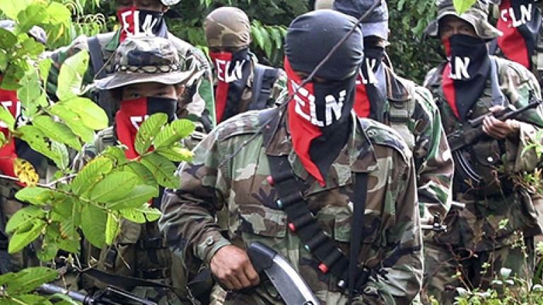 Petro sigue jugando al 'tour' de la paz