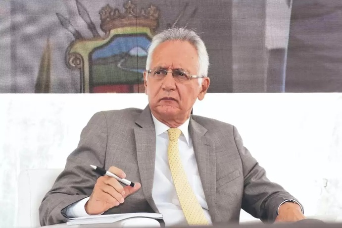 MinSalud, de nuevo en aprietos