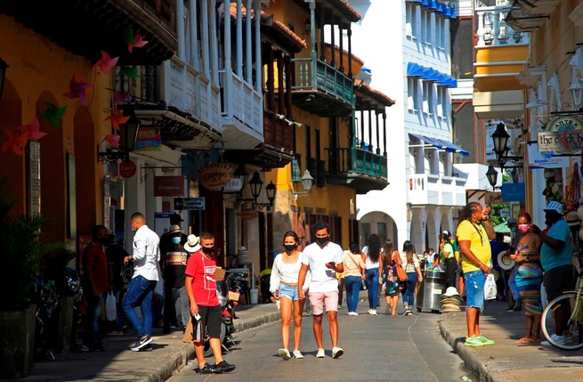 Colombia rompe récord turístico con millonario gasto de extranjeros en 2024