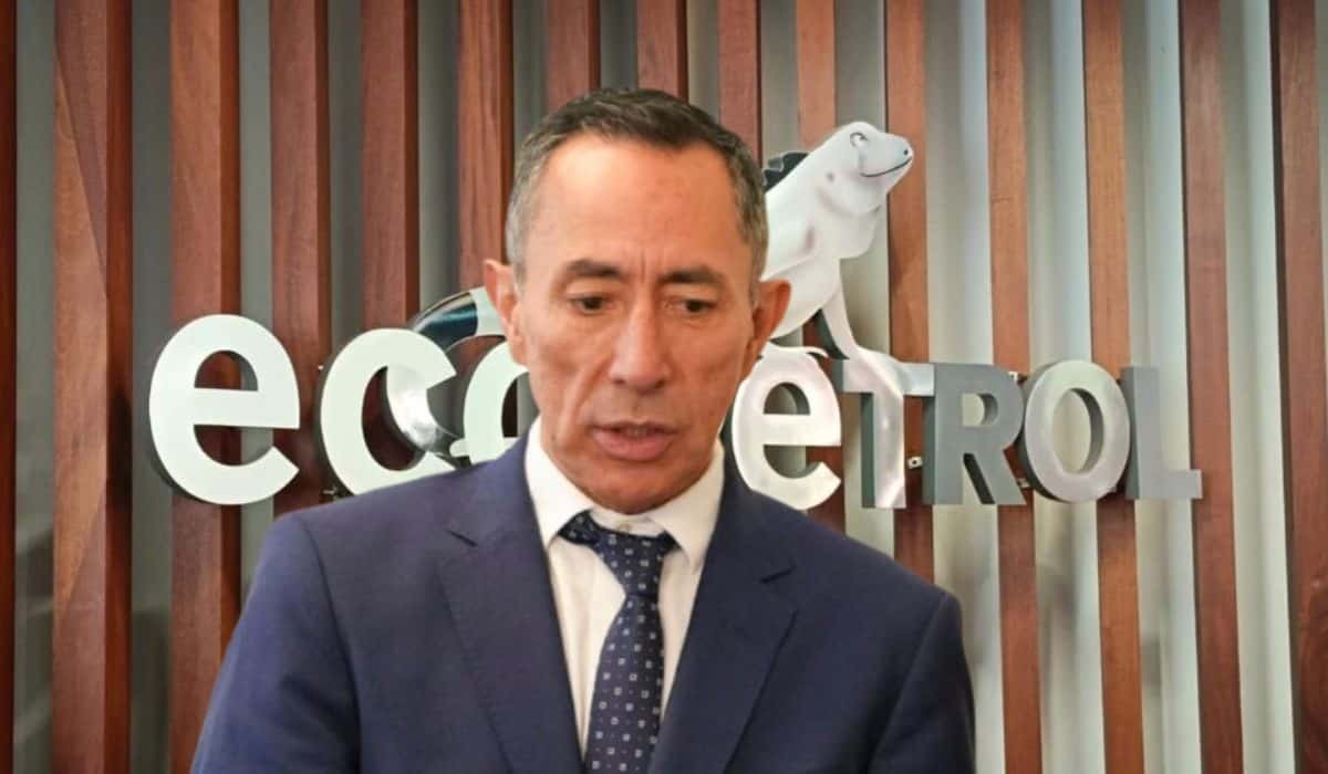Violó topes, Roa con un pie fuera de Ecopetrol