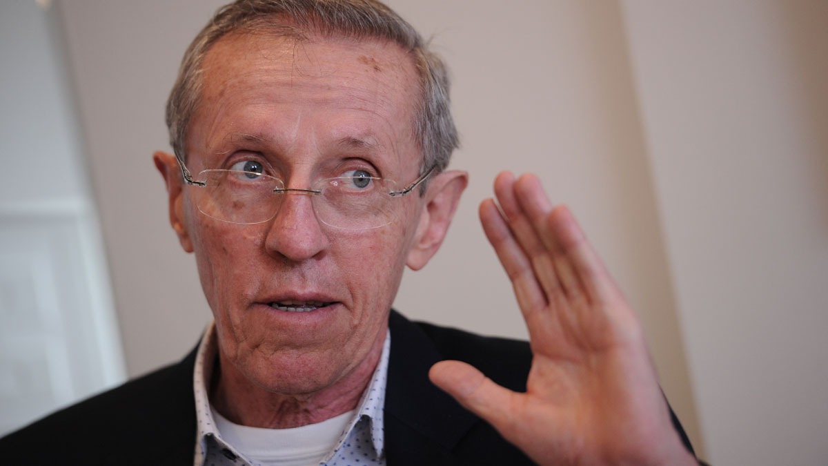 Más enemigos y la consulta en veremos