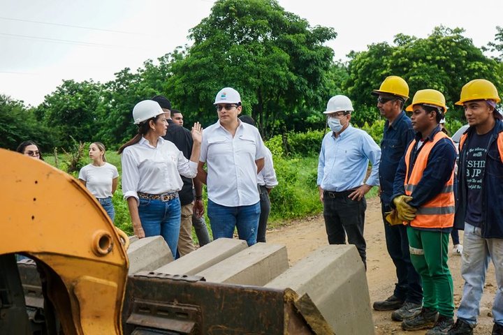 Construcción de la vía que comunica La Unión con Sahagún, Córdoba, avanza en un 64 %