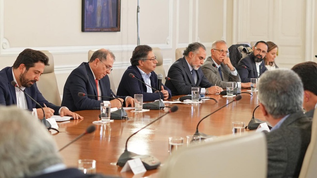 Estos fueron los cuatro ministros que no firmaron 'decretazo' de la consulta popular