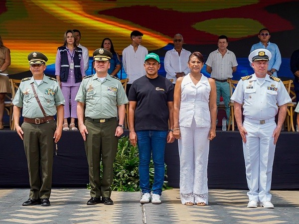 Resaltan buena seguridad en transmisión de mando de comandante de la Policía en Sucre