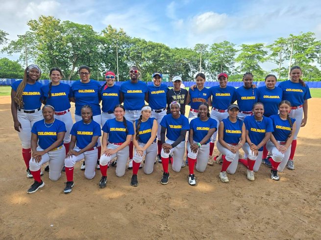 Colombia entrena para el Panamericano de Sóftbol