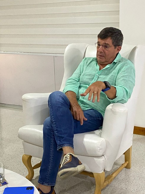 "Con las comunidades"