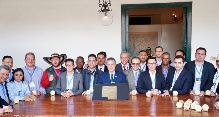 "'Emprendimientos' para delinquir"