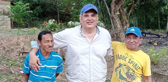 Gustavo Montes desmiente a Héctor O. Espinosa
