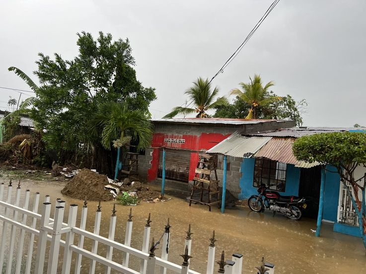 Fuertes lluvias provocaron inundaciones en San Bernardo Del Viento