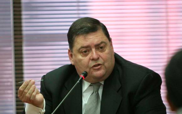 Es impensable seguir representando a Álvaro García: exdefensor
