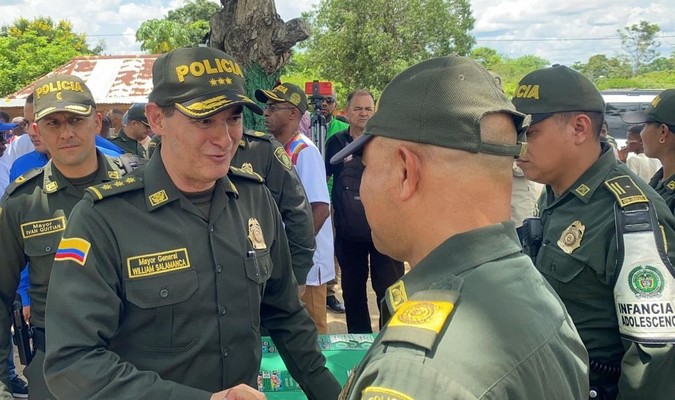 El sinsabor que dejó el director de la Policía a Sucre: más anuncios