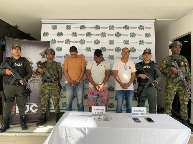 Dos con medida y uno con libertad