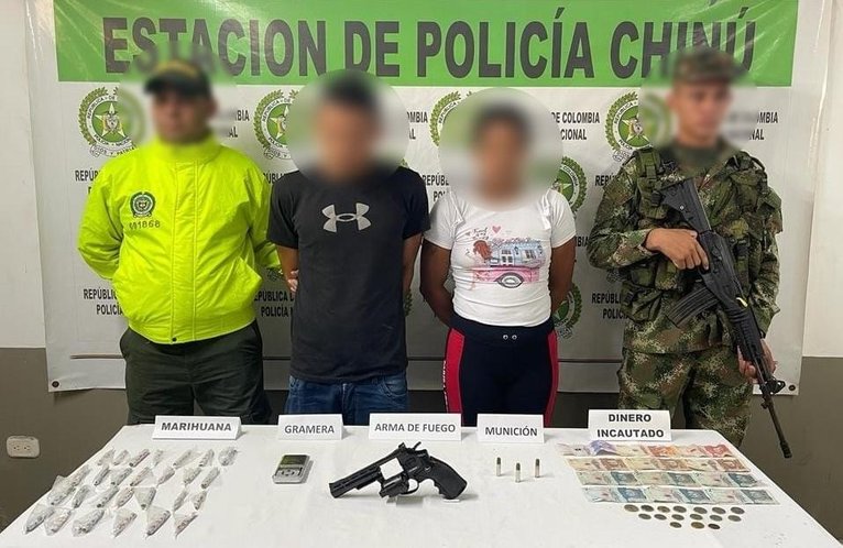Tenían un revólver y marihuana