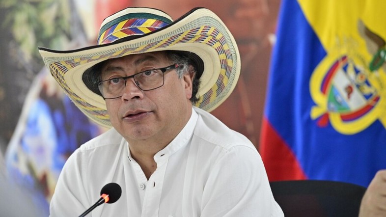 Se quedaron esperando a Petro en San Andrés Islas