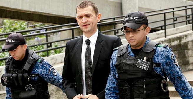 Fiscalía acusa a Emilio Tapia por su presunta intervención en actos de corrupción