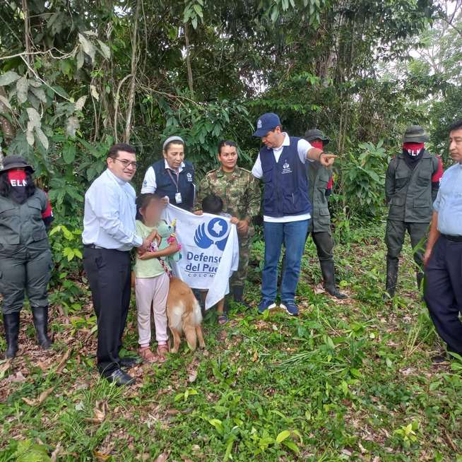 Eln liberó a la sargento y a sus dos hijos