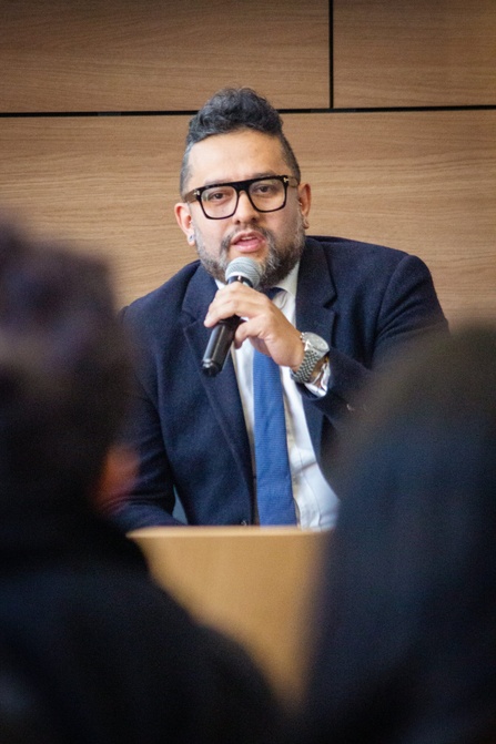 Viceministro de Cultura miente sobre título de posgrado