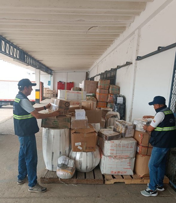 DIAN se toma zonas comerciales para verificar facturación electrónica