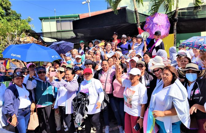 Madres comunitarias regresan a labores tras histórico acuerdo con el gobierno nacional