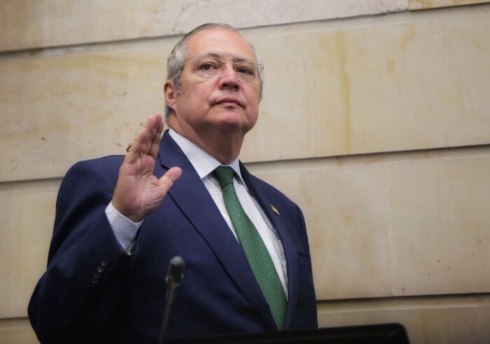 Iván Name, nuevo presidente del Senado 
