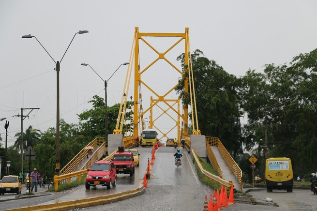 Accidente en el Puente Metálico dejó a una mujer herida