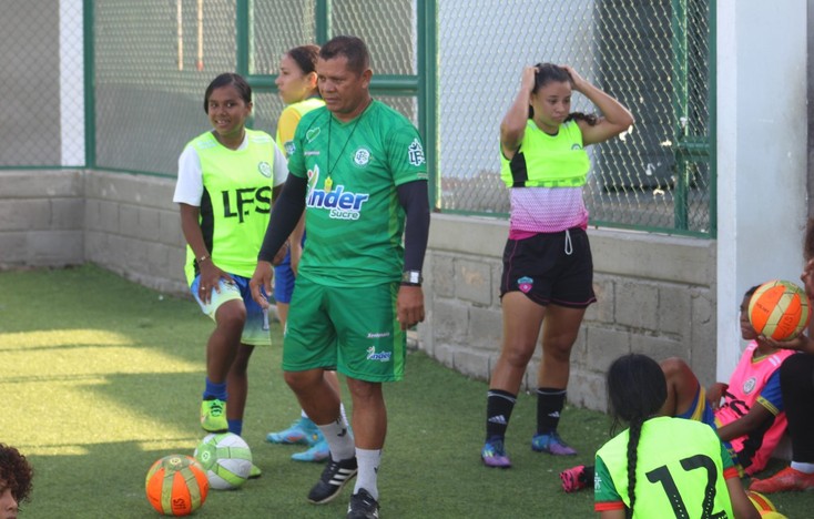 Fútbol femenino sucreño quiere hacer historia