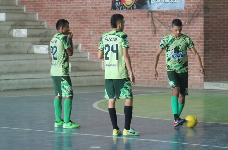 Fútbol sala sucreño entrena y espera el momento del torneo