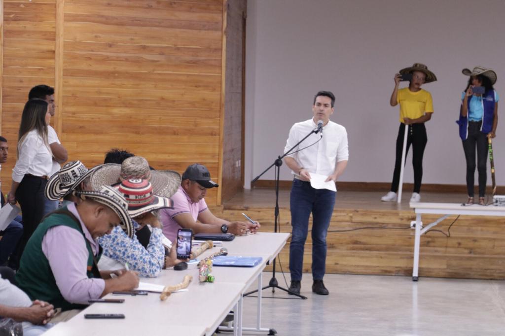 Alcalde de Montería y Viceministra del Interior escuchan al Convite Étnico