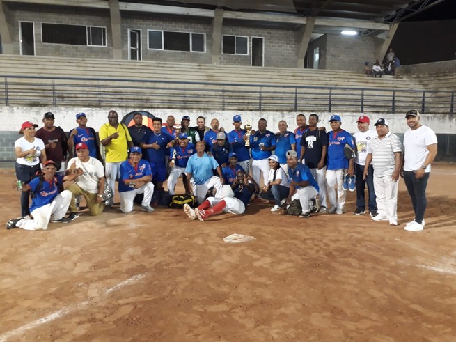 II Torneo Nacional de Softbol Plus 50, fue un éxito