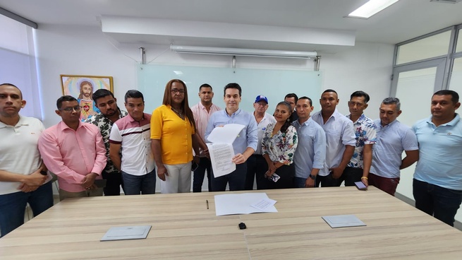 Histórico, Alcalde de Montería firmó la Política Pública la comunidad LGTBIQ+