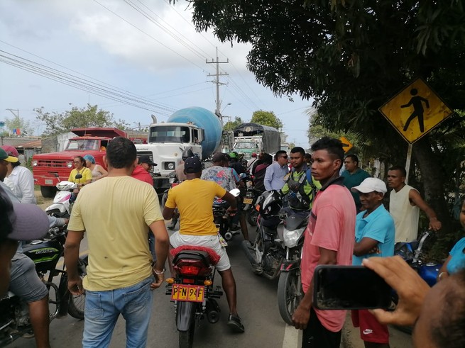Entrada de San Bernardo del Viento se encuentra bloqueada