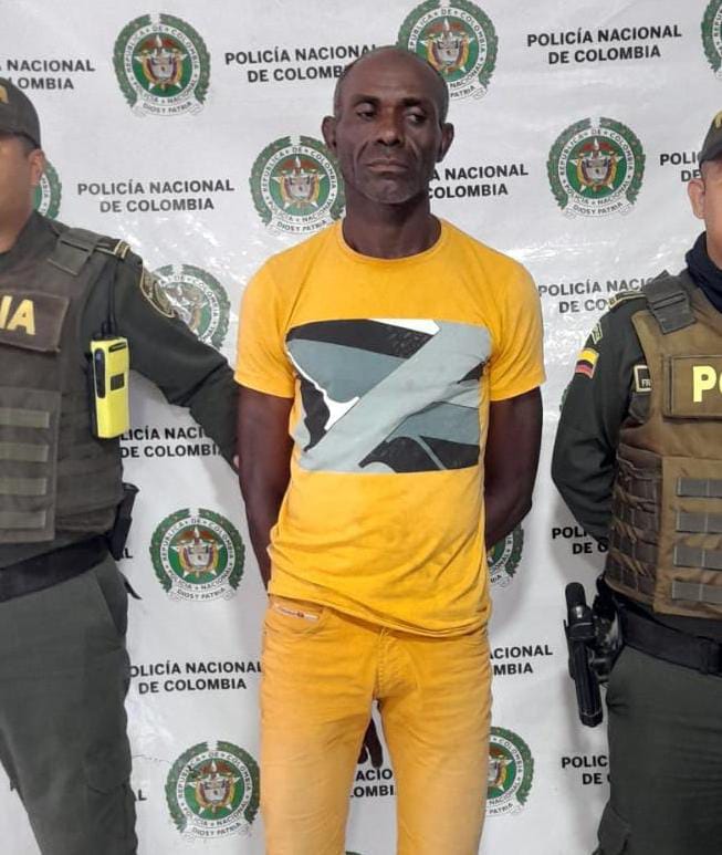Le habría pegado a su mujer