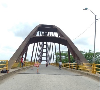Gobernación restringe tránsito de vehículos de carga en puente de San Pelayo