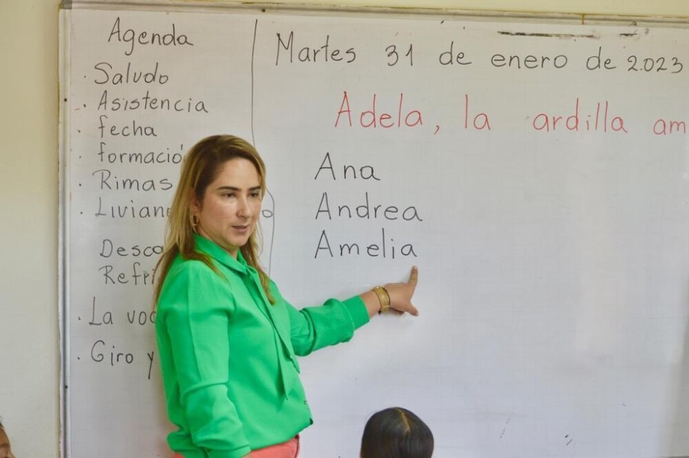 Procuraduría formuló cargos contra exsecretaria de educación de Medellín