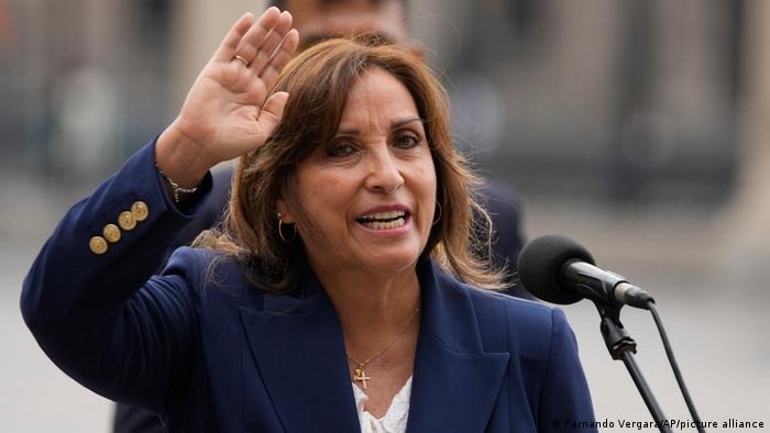 Presidenta de Perú es citada a declarar a la Fiscalía por muertes en protesta