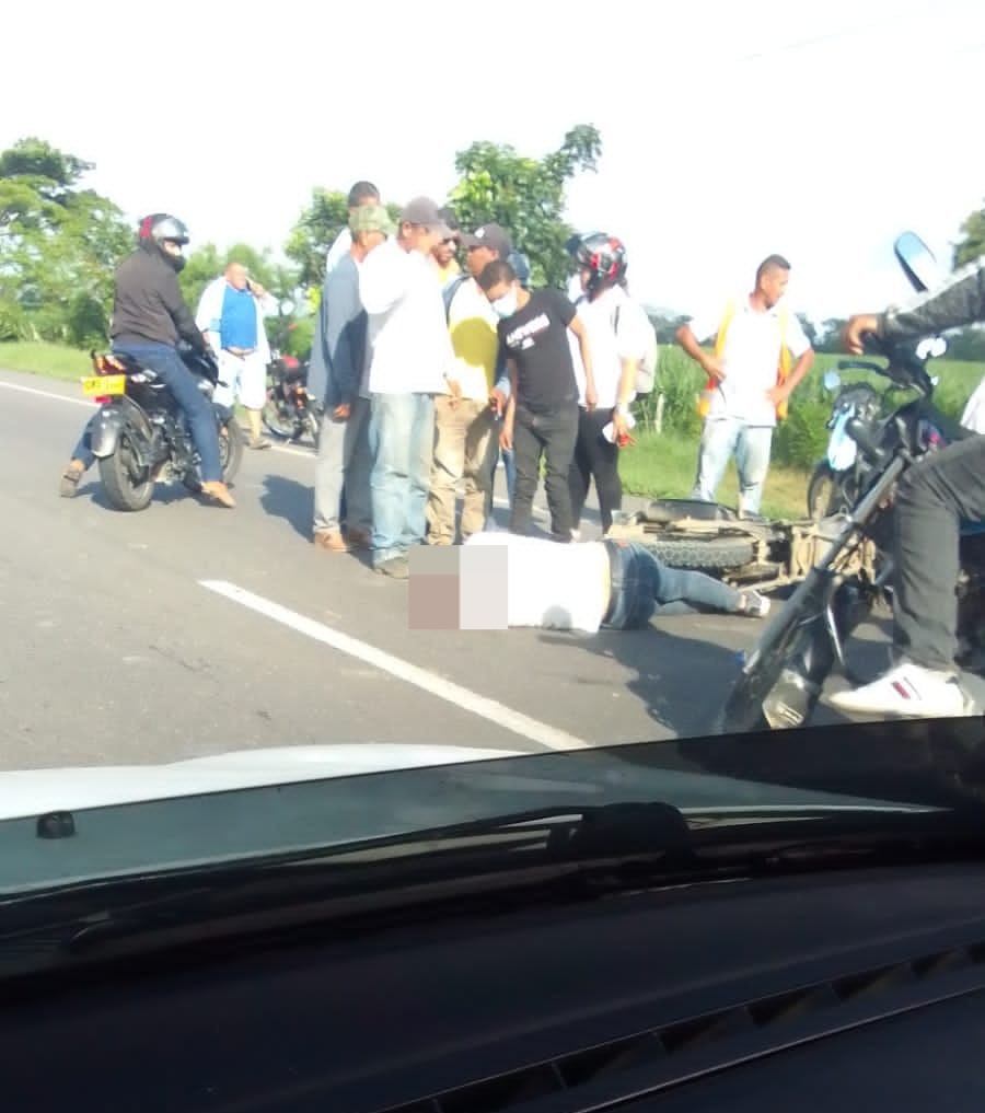 Con tiros en la cabeza mataron al gallero