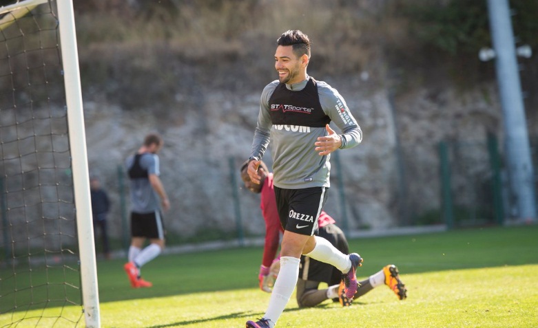 Falcao volvió a entrenar pensando en su siguiente destino