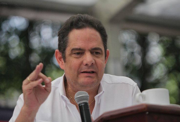 Fuerte crítica de Vargas Lleras a los partidos Liberal y de la U