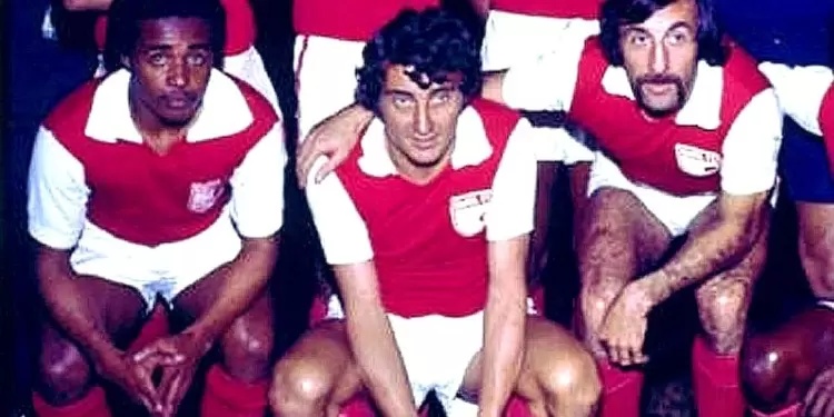 Murió el futbolista Juan Carlos Sarnari