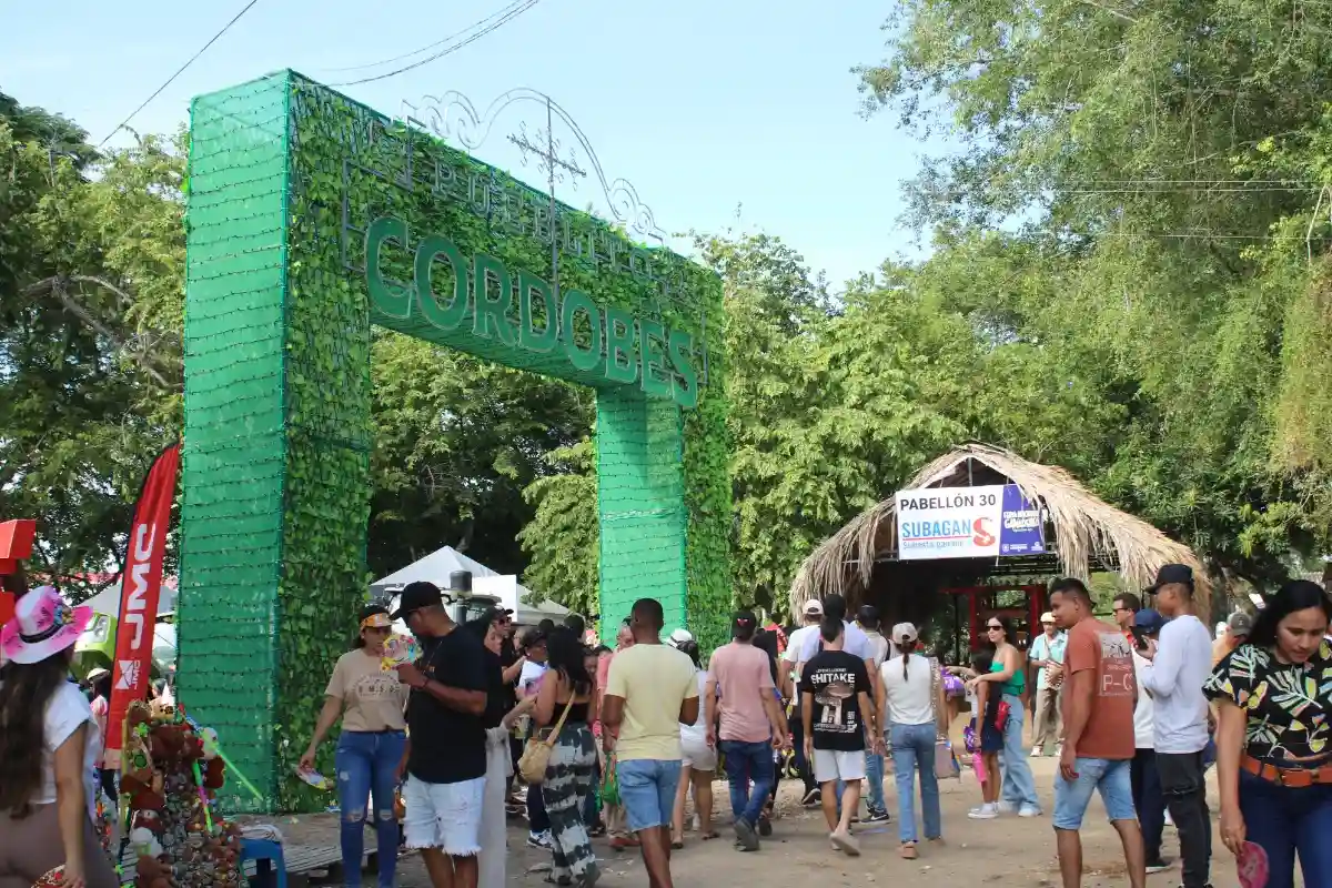 ¡El Coliseo a reventar!, la Feria late con fuerza