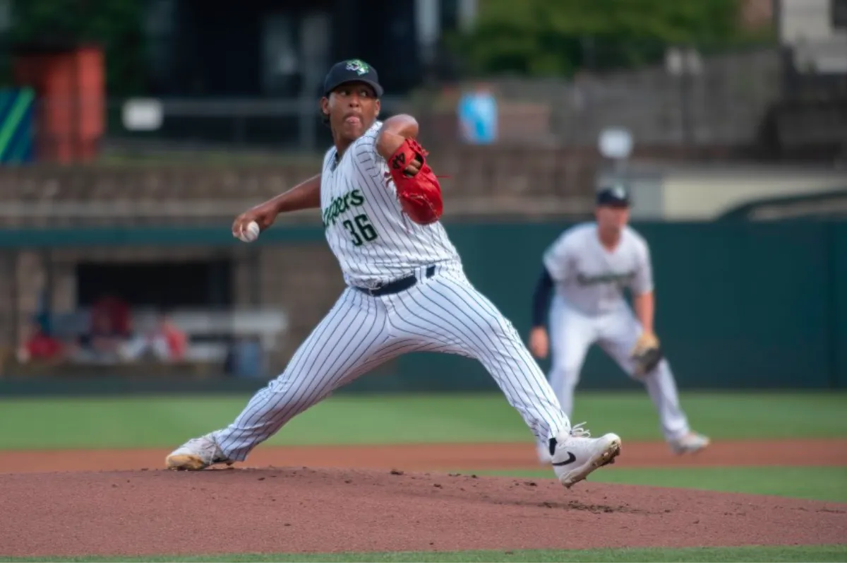 El récord que rompió Didier Fuentes en su debut en Triple A