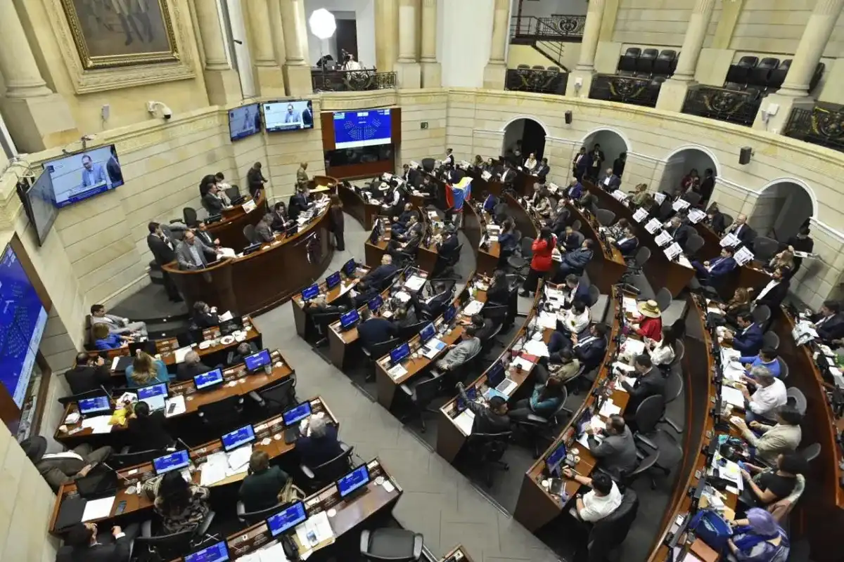 'Unas de cal y otras de arena' para Petro