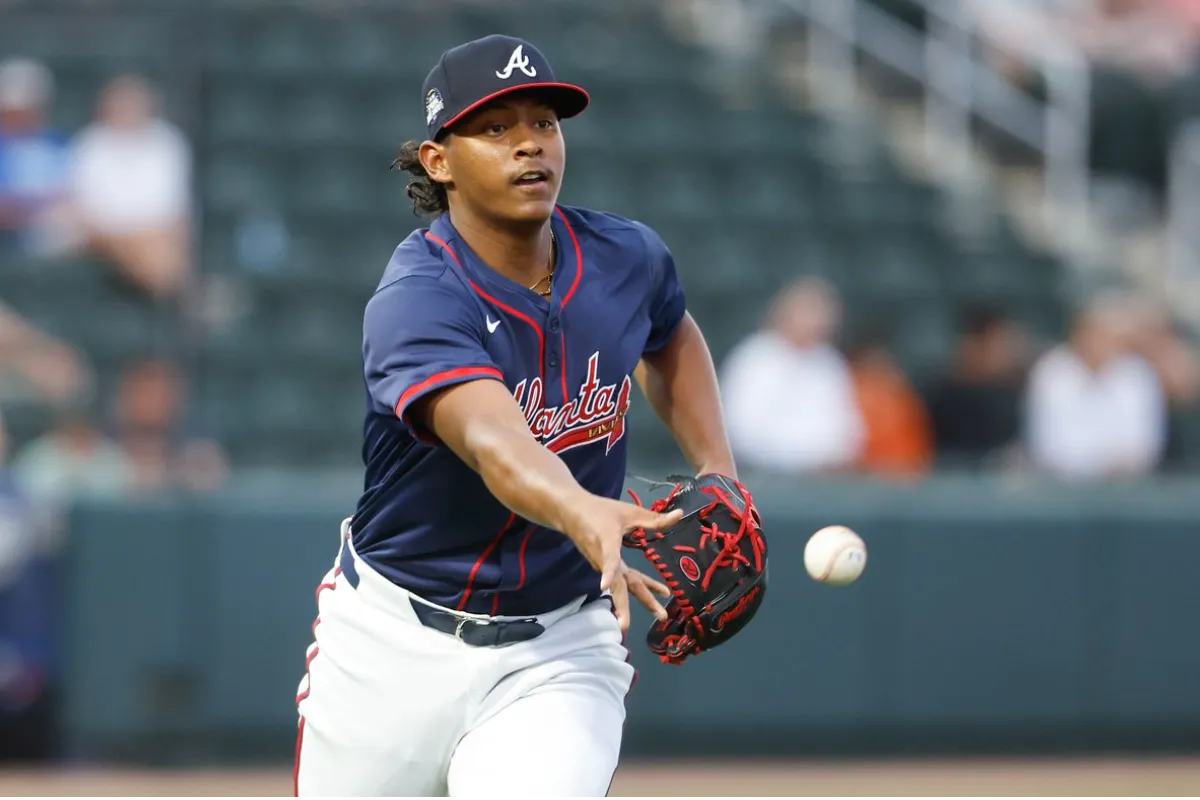 Didier Fuentes debutará ante los Marlins de Miami