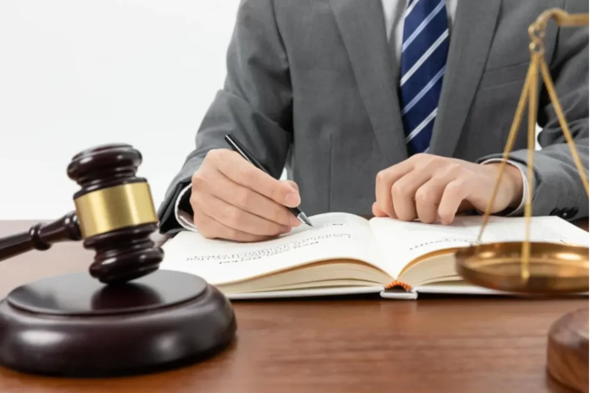 El papel de los abogados en una sociedad cada vez más mutante