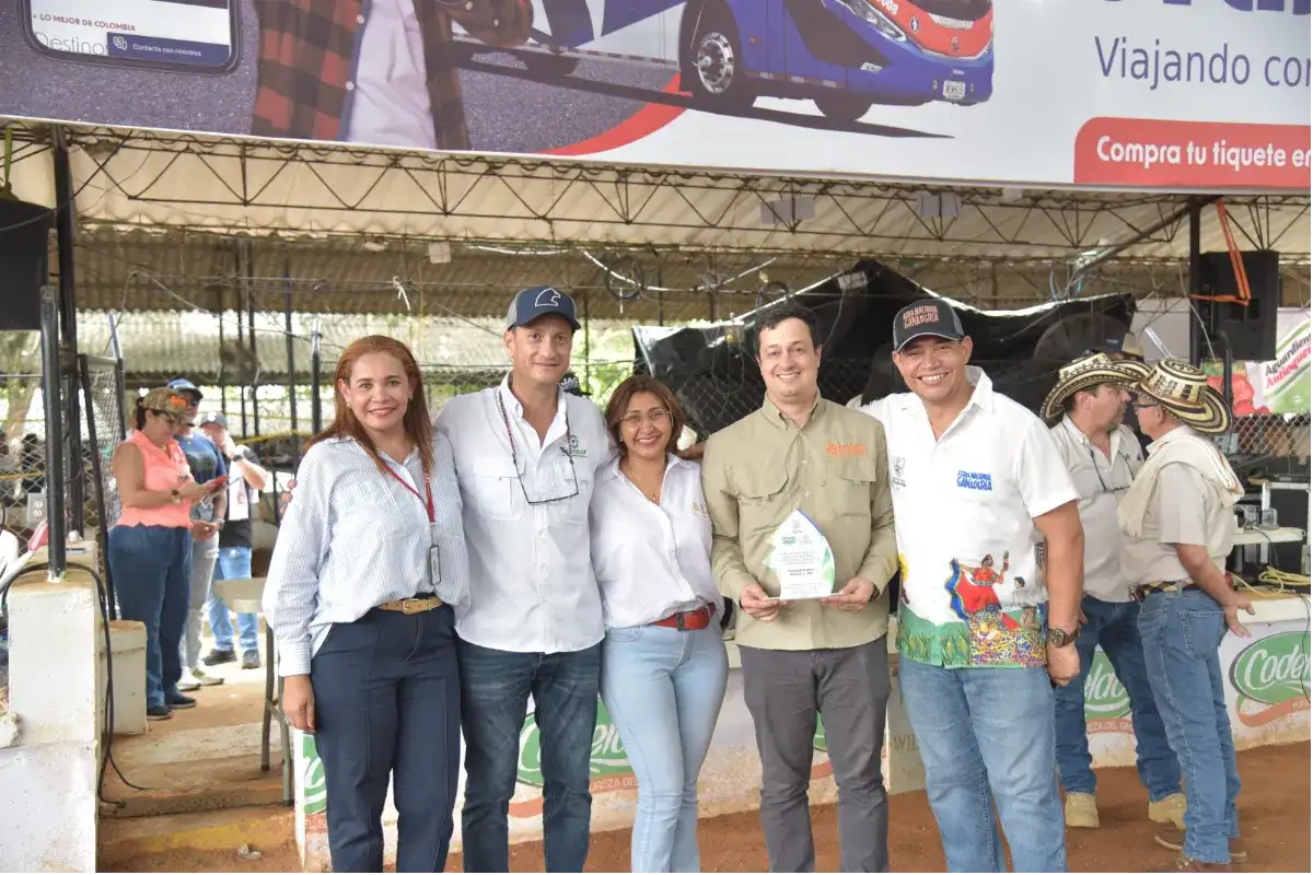UPB recibe premio por trayectoria académica en la Feria Nacional de la Ganadería
